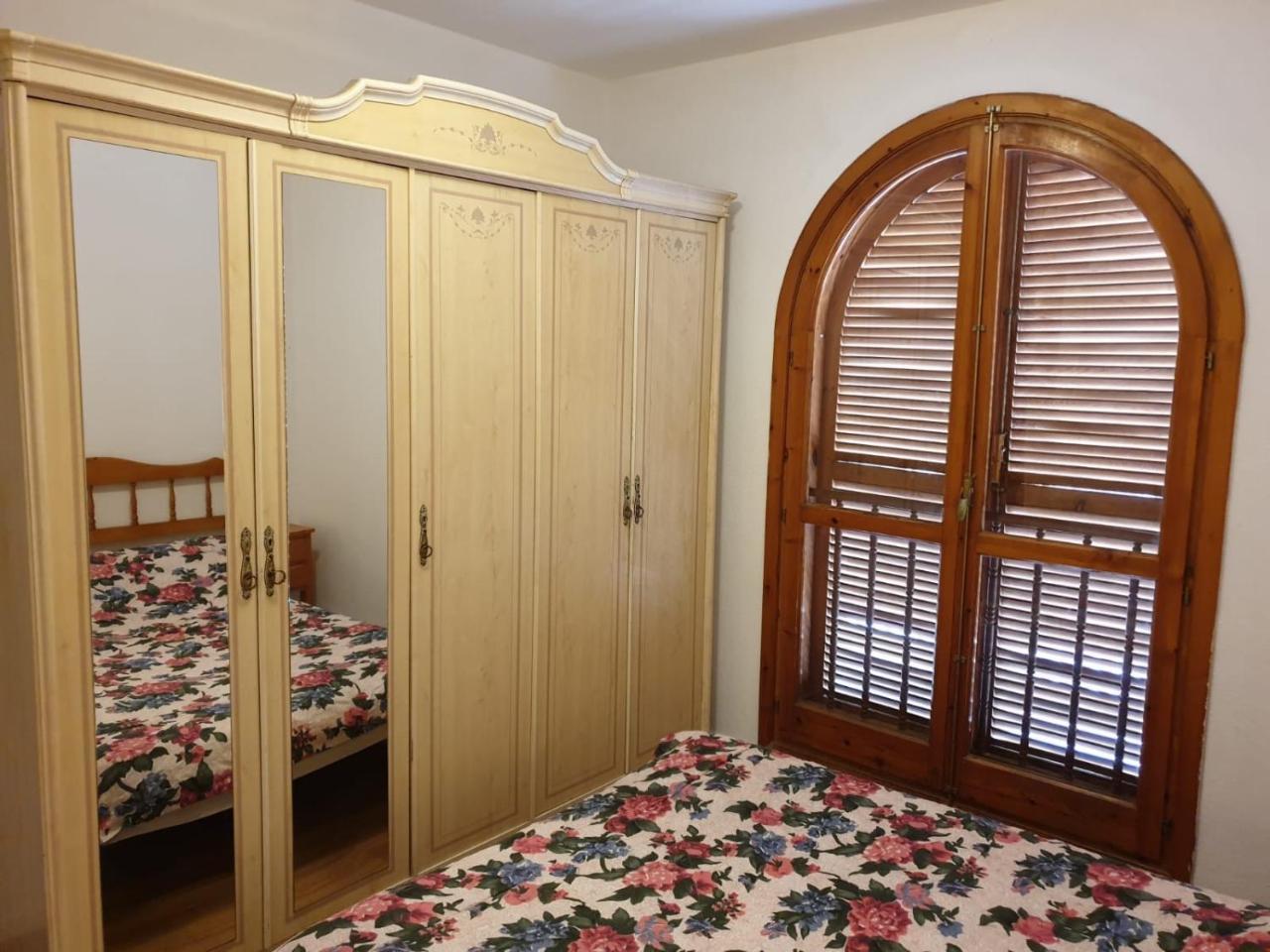 Calle Rafal Торевьиа Экстерьер фото